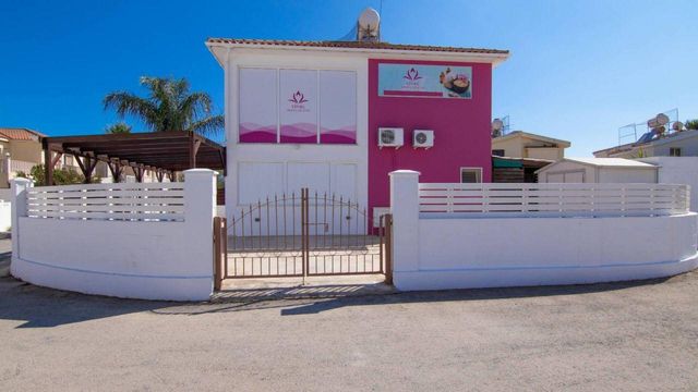 Коммерческая недвижимость в Фамагуста район