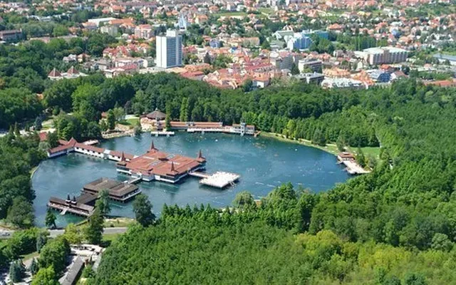 Земельный участок в Хевиз