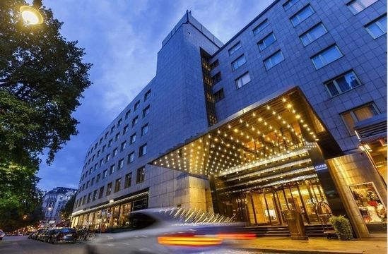 Отель в Берлин