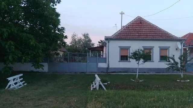 Дом в Сербия