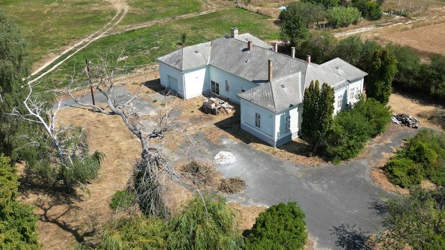 Коммерческая недвижимость в Черсегтомай