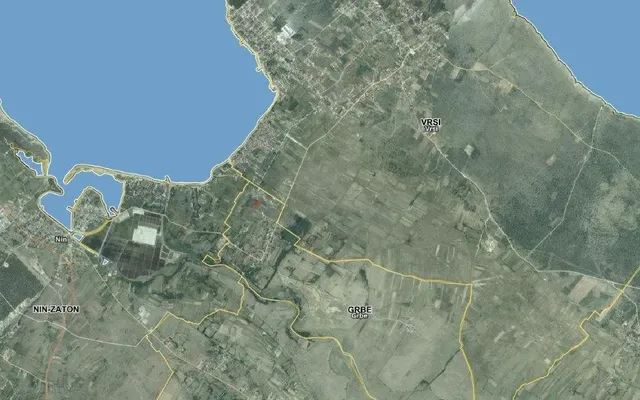 Земельный участок в Нин