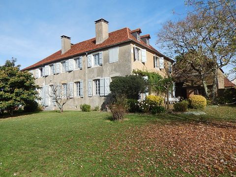 Смежный дом в Пау