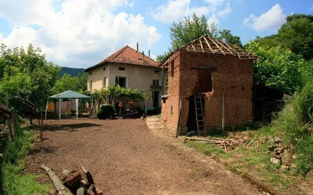 Отдельный дом в Черни-Врых