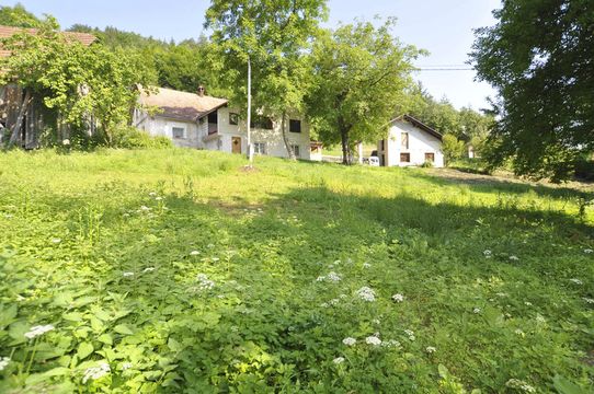 Земельный участок в Шкофльица