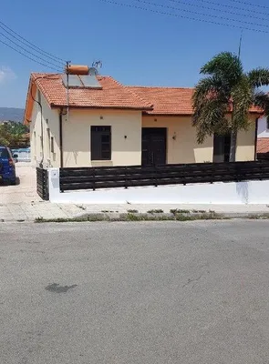 Бунгало в Лимассол