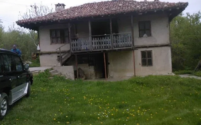 Дом в Елена