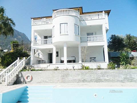 Вилла в Лапта