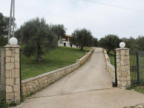 Коттедж в Корфу