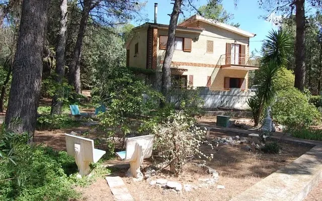Вилла в Бари