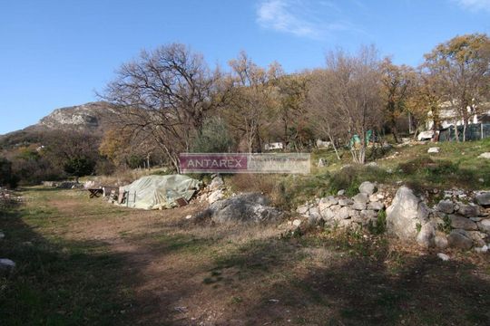 Земельный участок в Будва