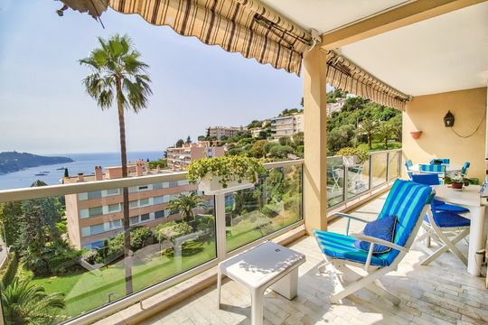 Квартира в Виллефранче Сур Мер