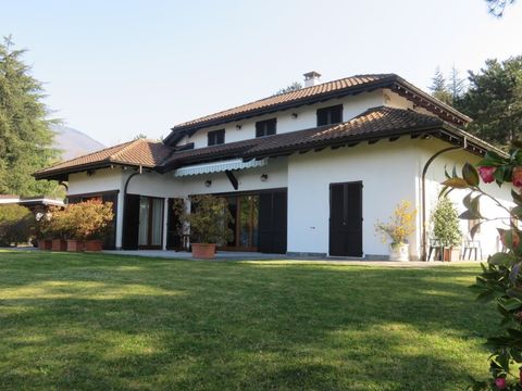 Вилла в Варе