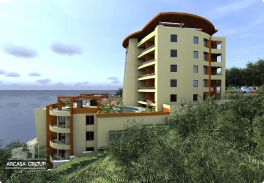 Квартира в Добра Вода