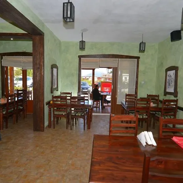 Ресторан / Кафе в Игало, фото 1