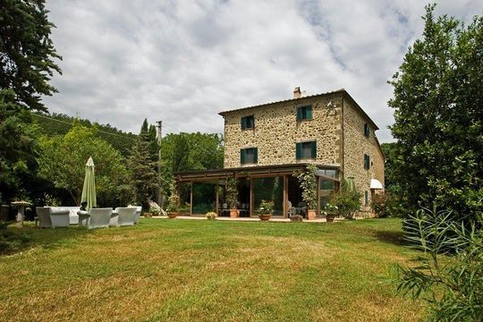 Дом в Лукка