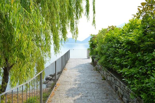 Земельный участок в Комо