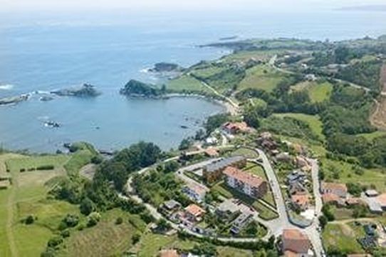 Земельный участок в Луанко