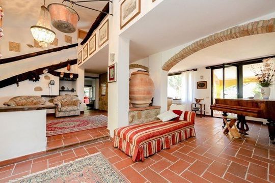 Вилла в Монтекатини-Терме