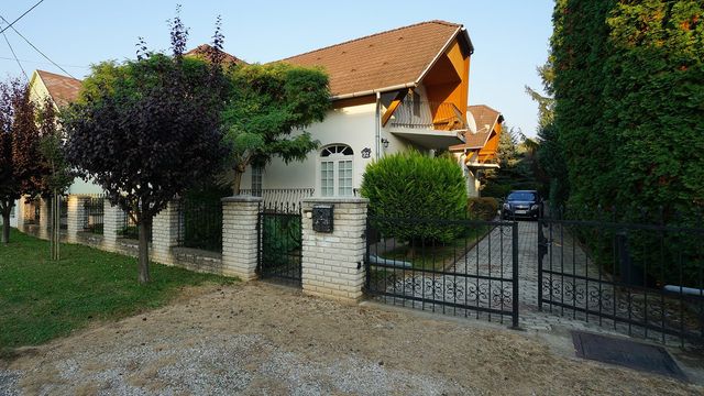 Отдельный дом в Хевиз