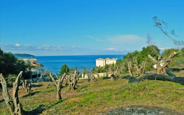 Земельный участок в Corfu