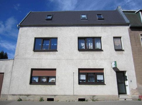 Доходный дом в Гюстен