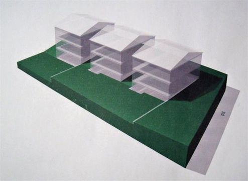 Земельный участок в Ровинь