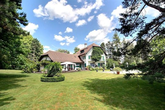 Дом в Шезре