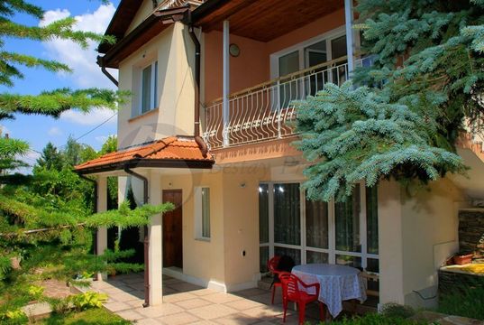 Дом в Лозен