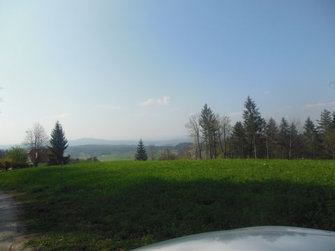 Земельный участок в Иванчна-Горица