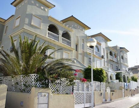 Таунхаус в Гуардамар-дель-Сегура