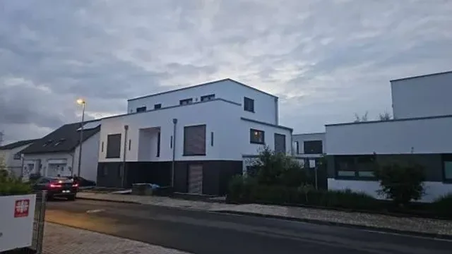 Дом в Кёльн