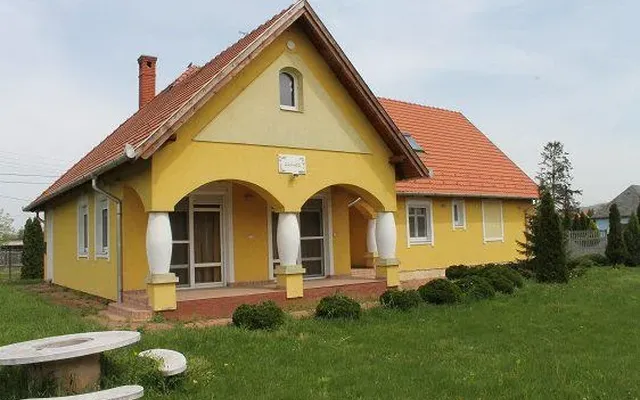 Отдельный дом в Залачань