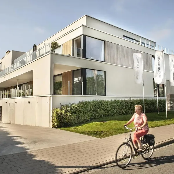 T WITHOF in Roeselare, фото 2