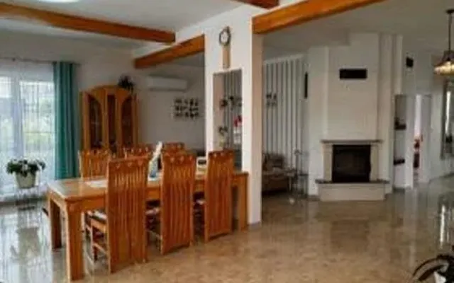 Дом в Варненская область