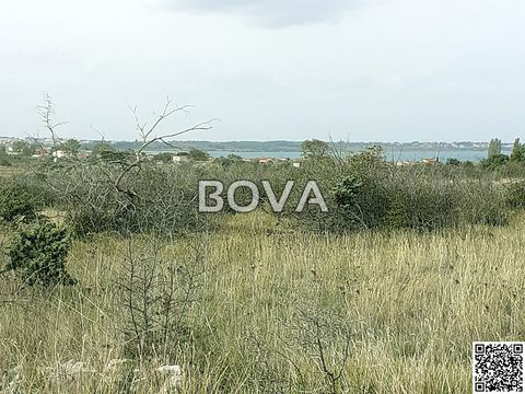 Земельный участок в Нин