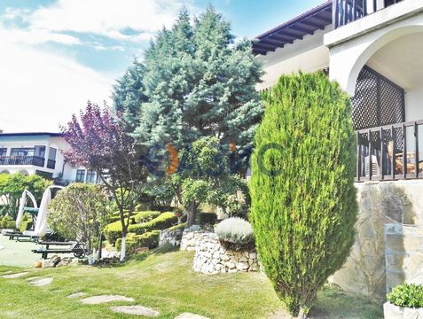 Дом в Святой Влас