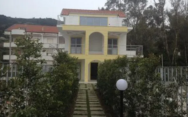 Вилла в Маринелла
