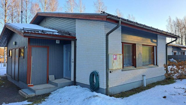 Таунхаус в Люстила