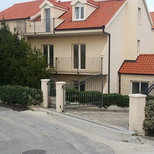 Сфера услуг в Сплит, фото 1