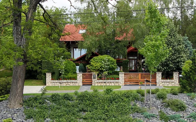 Вилла в Черсегтомай