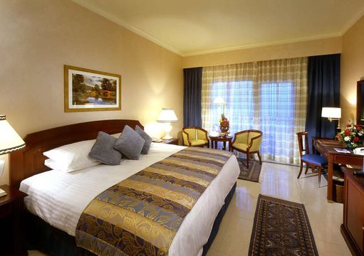 Отель в Берлин