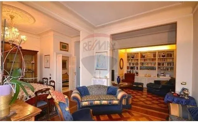 Квартира в Милан