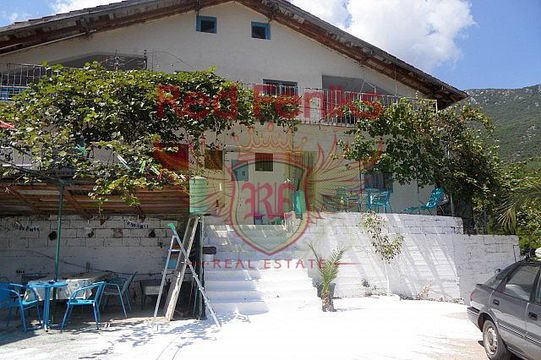 Дом в Зеленика