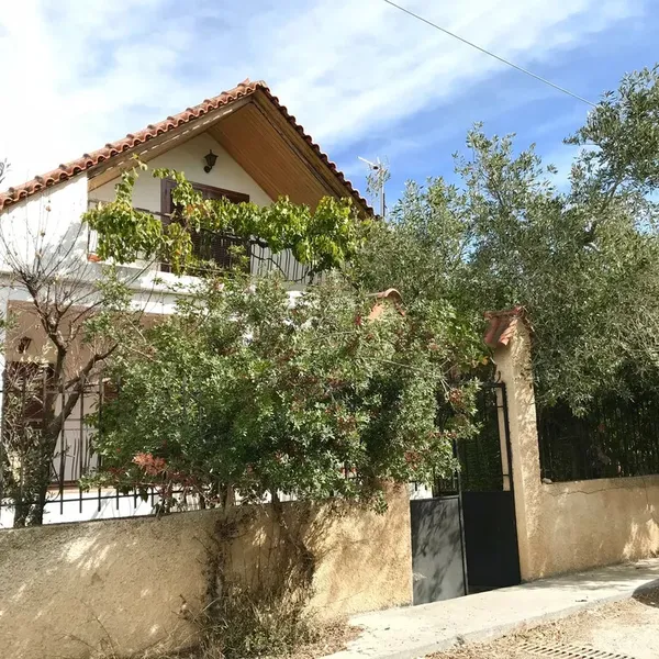 Отдельный дом в Loutraki - Perachora, фото 1