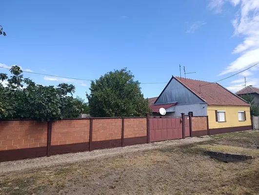 Дом в Сербия