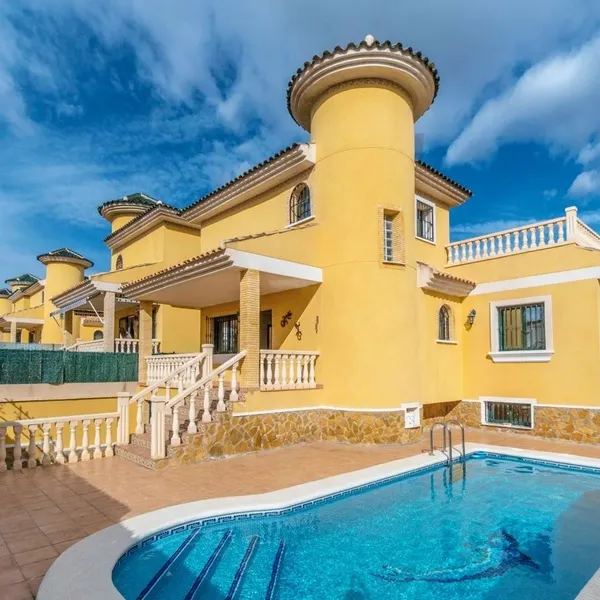 Вилла в Вилламартин, фото 1