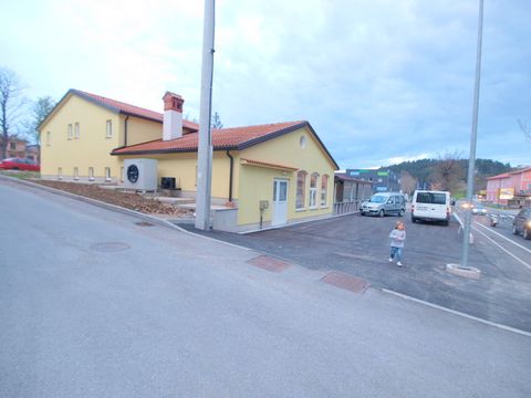 Отель в Козина