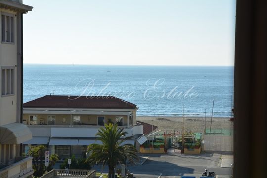 Квартира в Виареджо