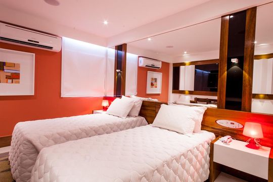 Отель в Милан